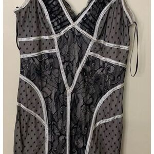 bebe Black and Gray Lace Chemise